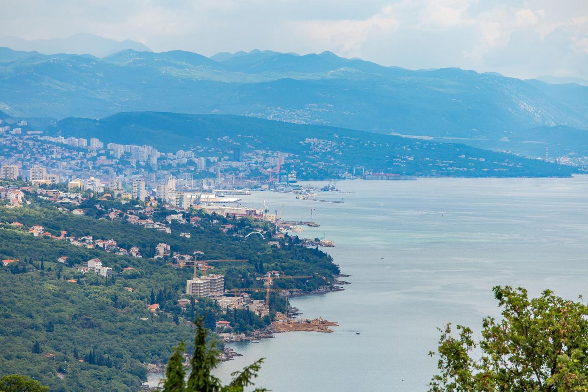 Villa Dragi With Pool, Sauna, & Whirlpool Opatija Rom bilde